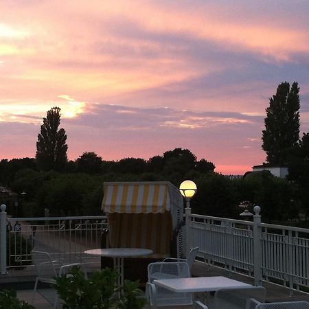 צינוביץ Haus Seeblick Hotel Garni & Ferienwohnungen מראה חיצוני תמונה
