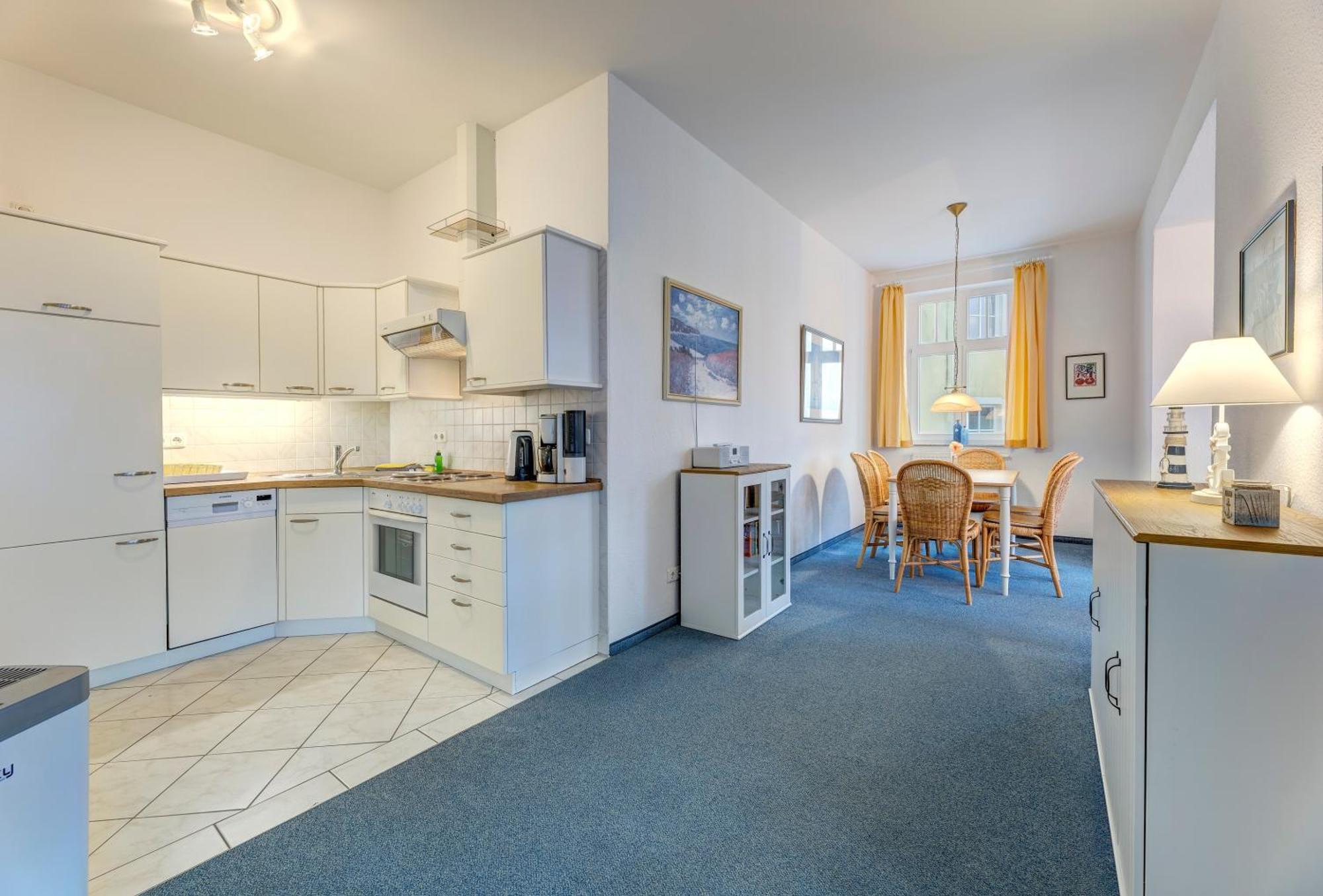 צינוביץ Haus Seeblick Hotel Garni & Ferienwohnungen מראה חיצוני תמונה