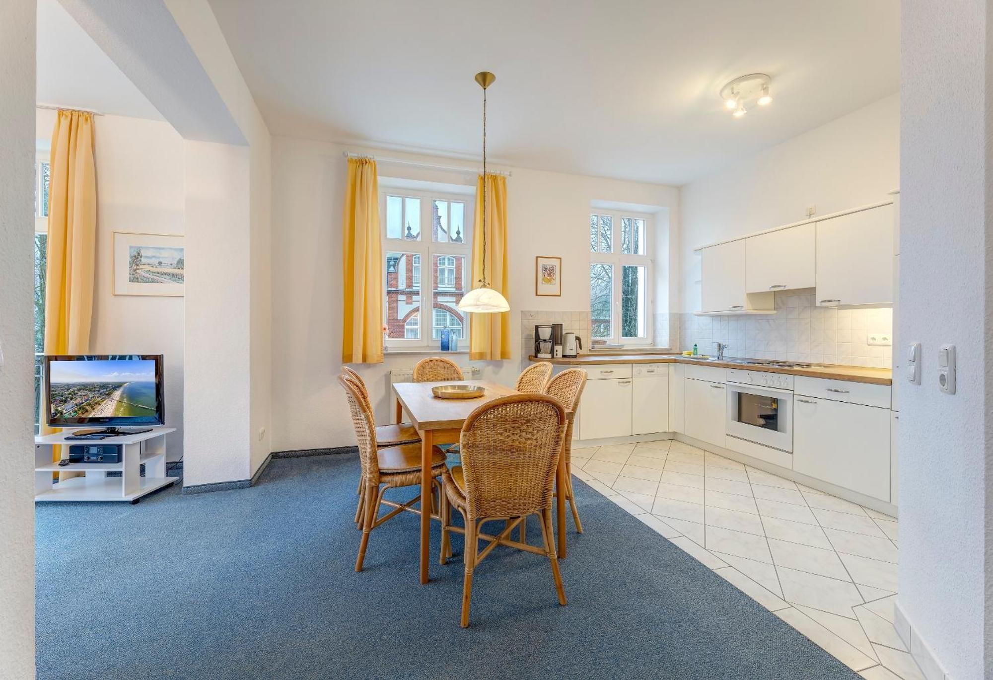 צינוביץ Haus Seeblick Hotel Garni & Ferienwohnungen מראה חיצוני תמונה
