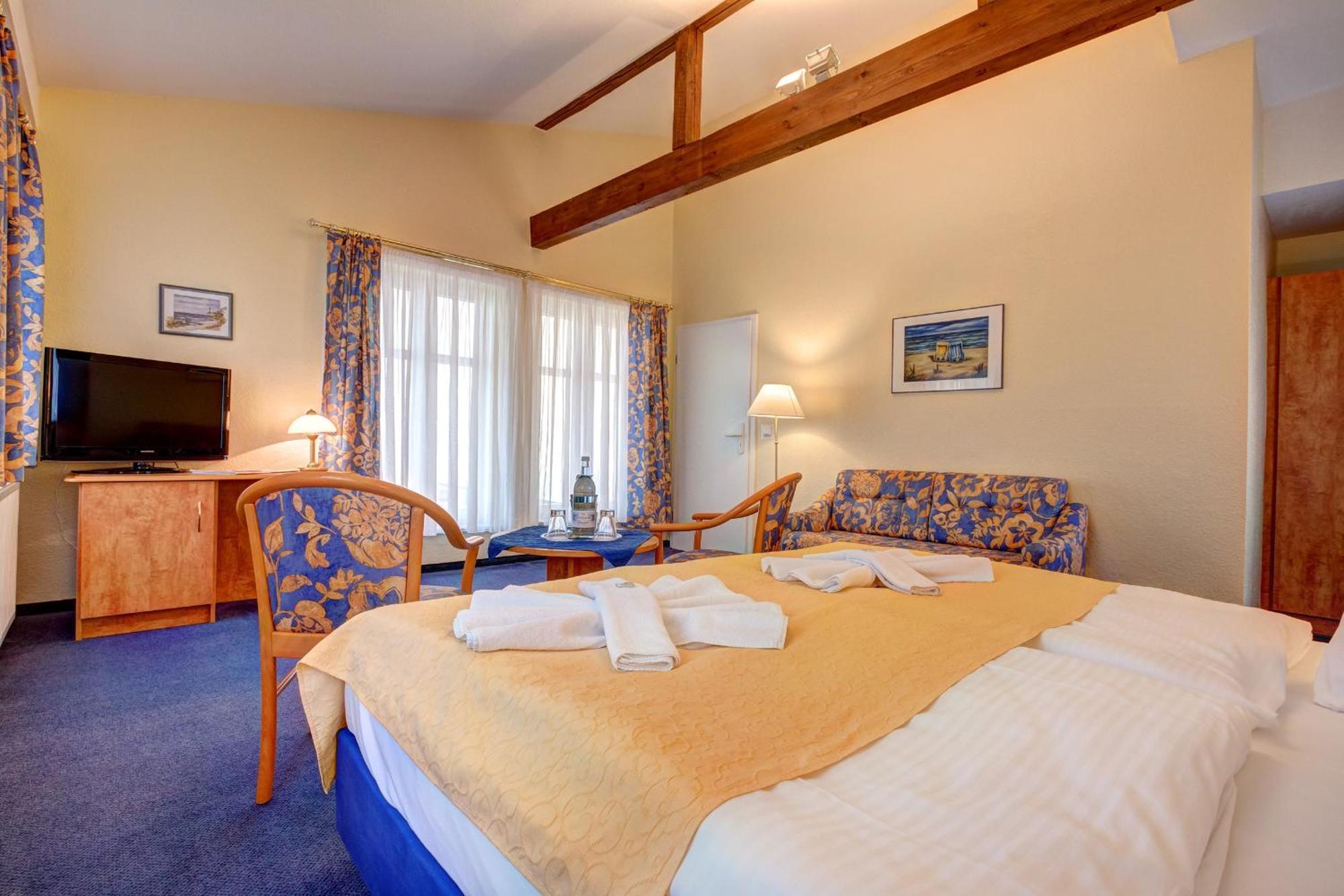 צינוביץ Haus Seeblick Hotel Garni & Ferienwohnungen חדר תמונה