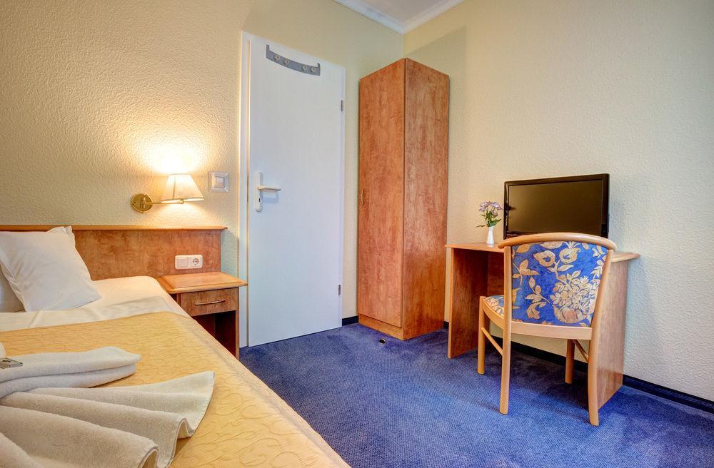 צינוביץ Haus Seeblick Hotel Garni & Ferienwohnungen מראה חיצוני תמונה