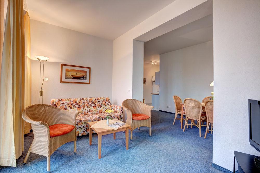 צינוביץ Haus Seeblick Hotel Garni & Ferienwohnungen מראה חיצוני תמונה