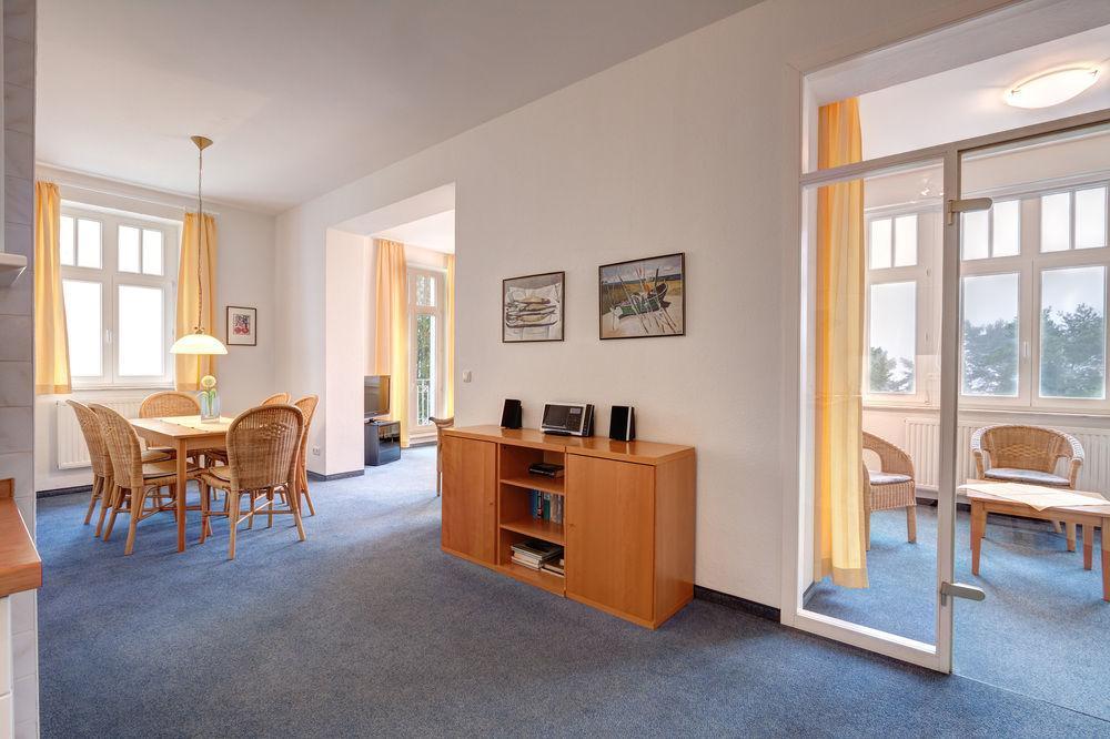 צינוביץ Haus Seeblick Hotel Garni & Ferienwohnungen מראה חיצוני תמונה