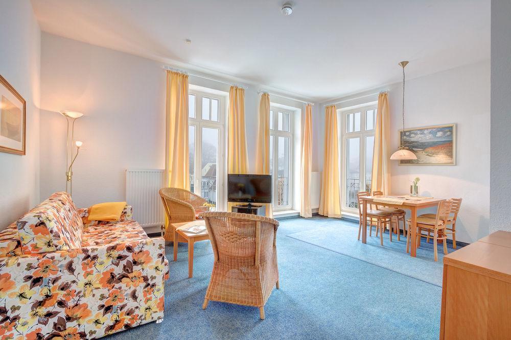 צינוביץ Haus Seeblick Hotel Garni & Ferienwohnungen מראה חיצוני תמונה