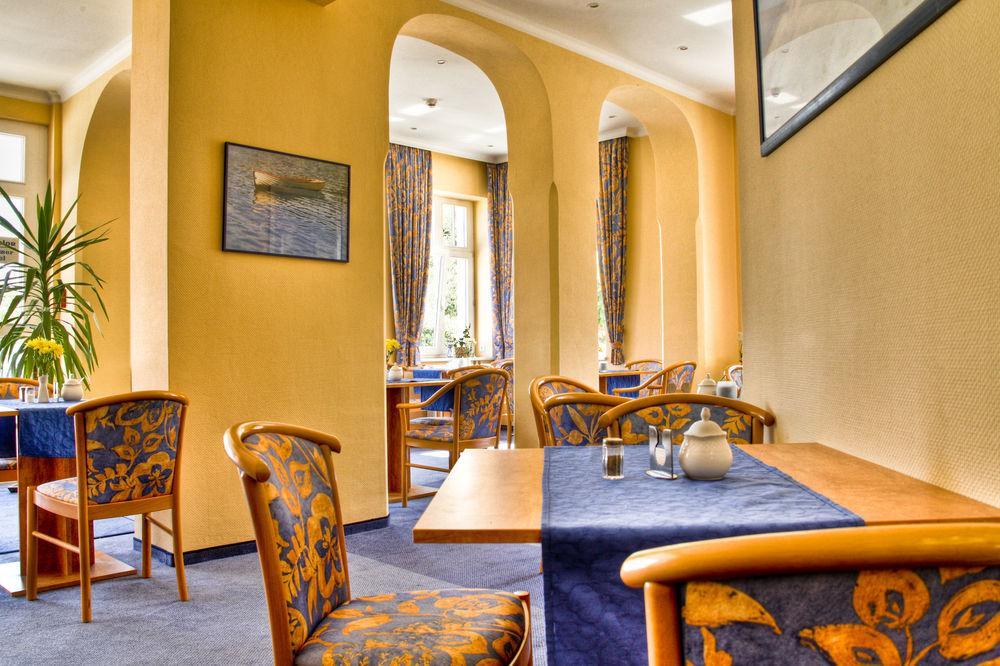 צינוביץ Haus Seeblick Hotel Garni & Ferienwohnungen מראה חיצוני תמונה